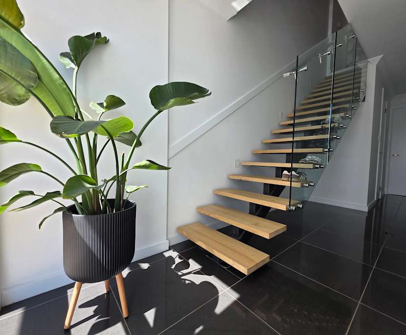 Unfurnished room with own bathroom