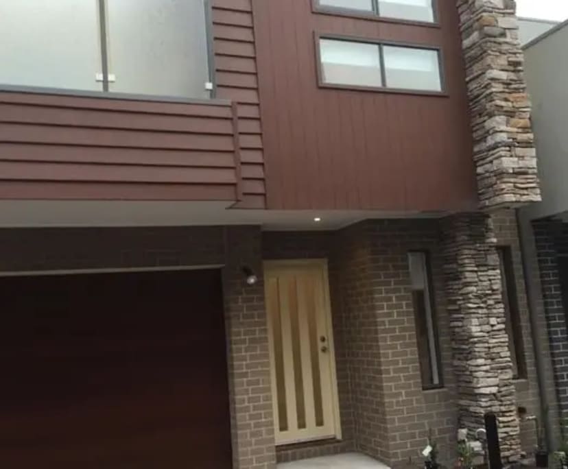 Whole property with 2 rooms for rent