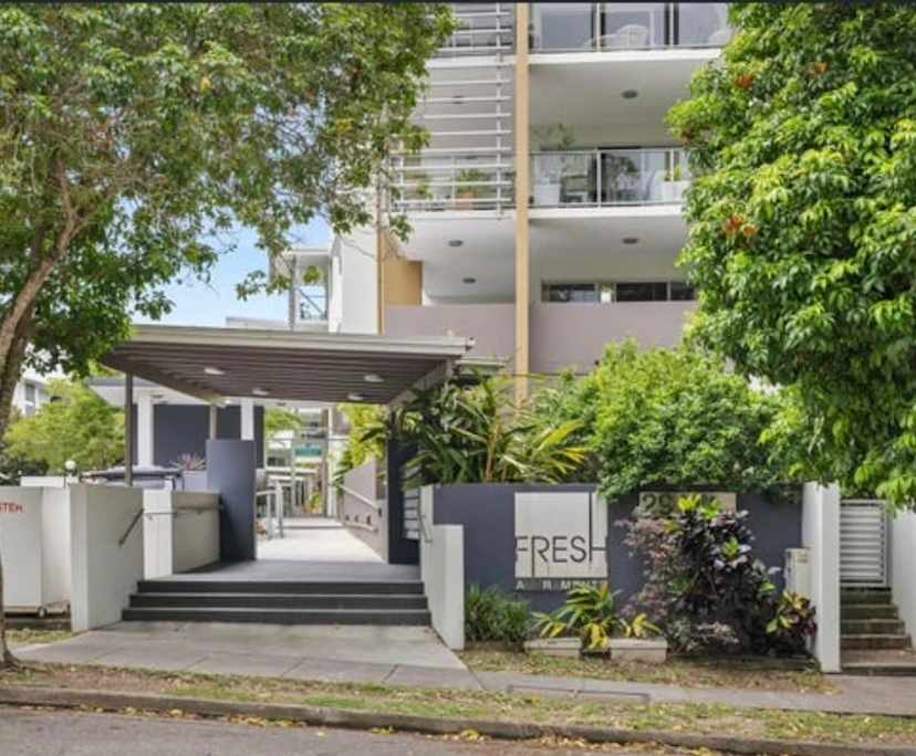 $280, Flatshare, 2 bathrooms, Taringa QLD 4068