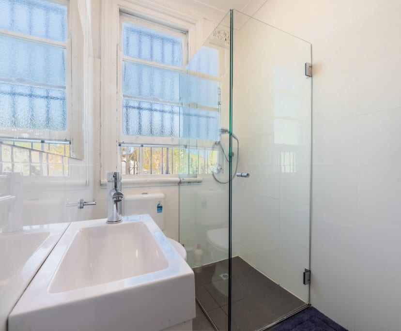 $290, Flatshare, 4 bathrooms, Newtown NSW 2042