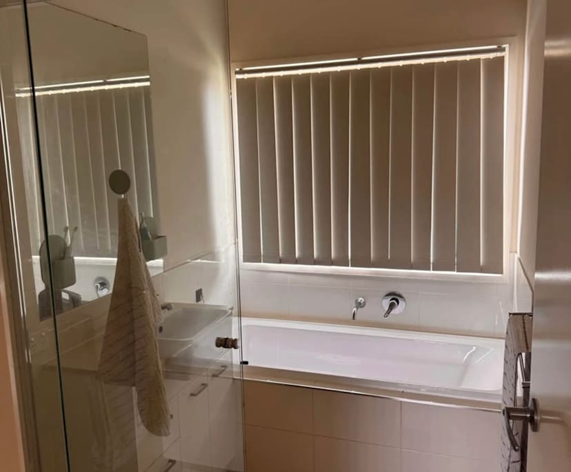 $330, Share-house, 5 bathrooms, Chelmer QLD 4068