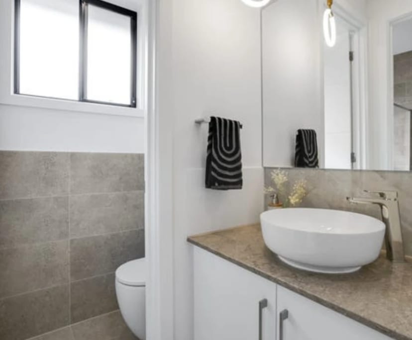 $350, Share-house, 4 bathrooms, Campbelltown SA 5074