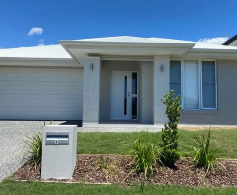 Room for Rent in Griffin, Brisbane 250, Unfurnish...