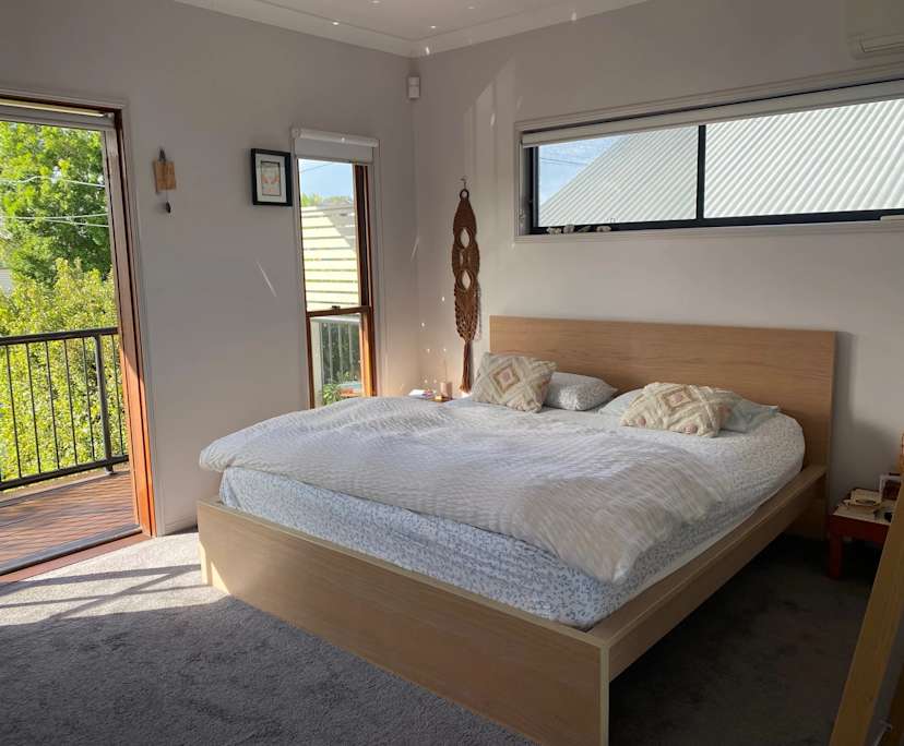 Furnished room with ensuite in a share house