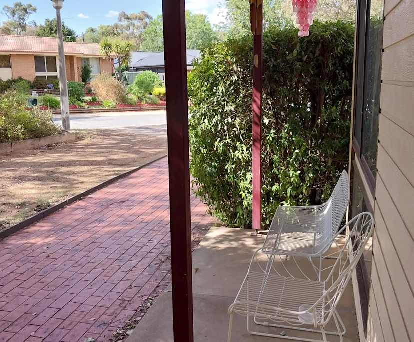 $300, 1-bed, 1 bathroom, Wanniassa ACT 2903
