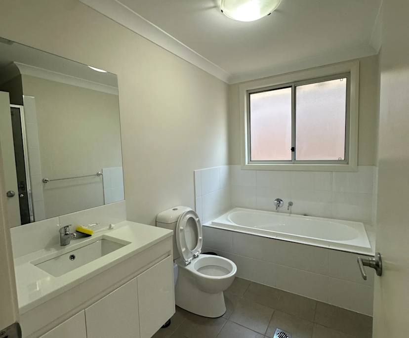 $260, Share-house, 4 bathrooms, Bardia NSW 2565