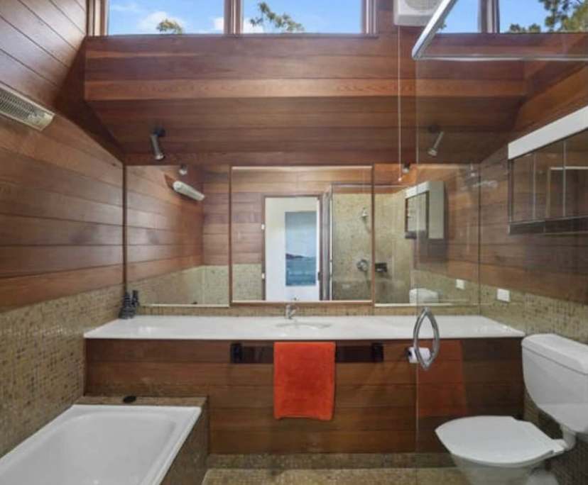 Unfurnished room in a share house