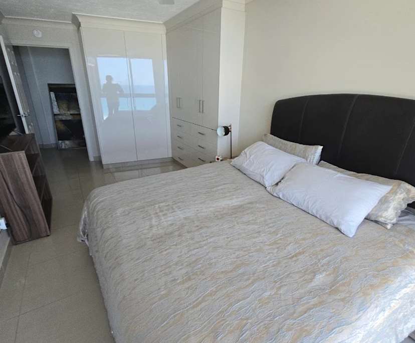 $575, Flatshare, 2 bathrooms, Surfers Paradise QLD 4217