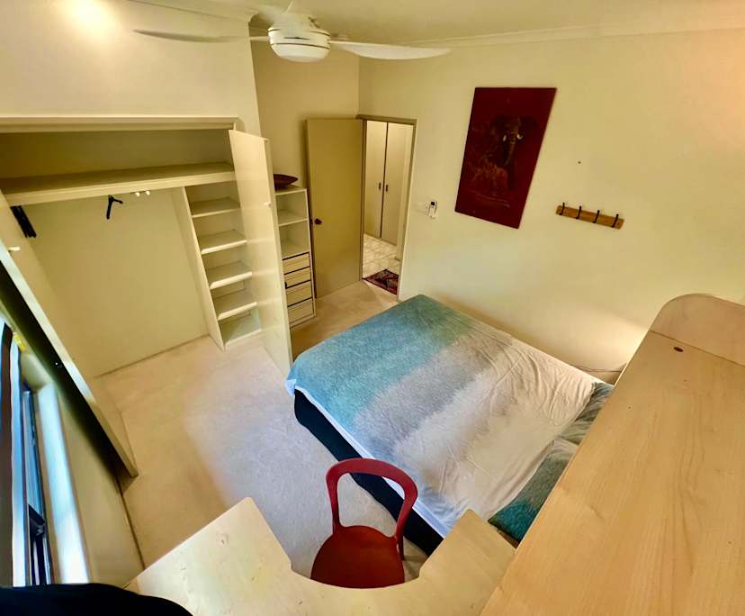 $250, Share-house, 4 bathrooms, Trinity Beach QLD 4879