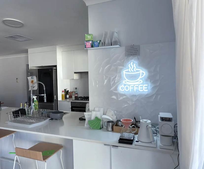 $250, Share-house, 4 bathrooms, Marangaroo WA 6064