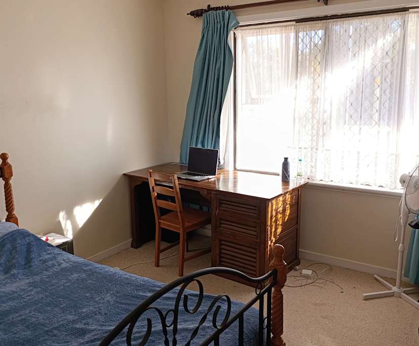 Room in a share house