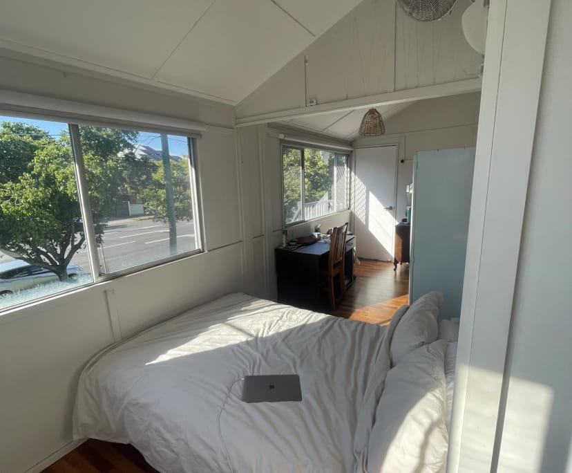 Room for Rent in East Brisbane, Brisbane 280, Fur...