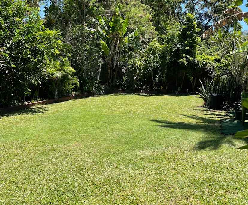 $250, Flatshare, 3 bathrooms, Yorkeys Knob QLD 4878