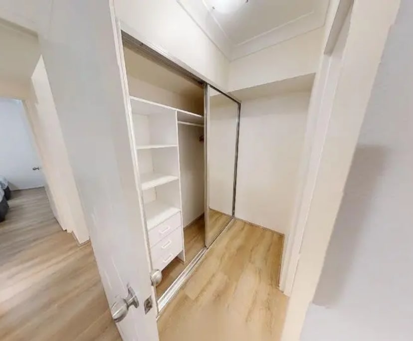 $300, Flatshare, 3 bathrooms, Chippendale NSW 2008