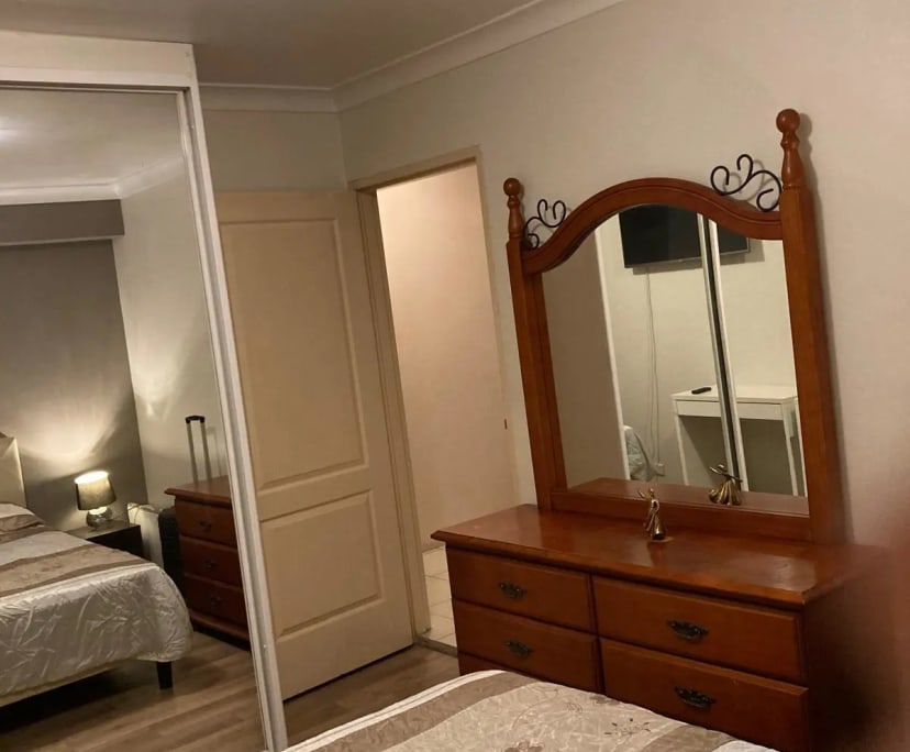 Furnished room in a flatshare