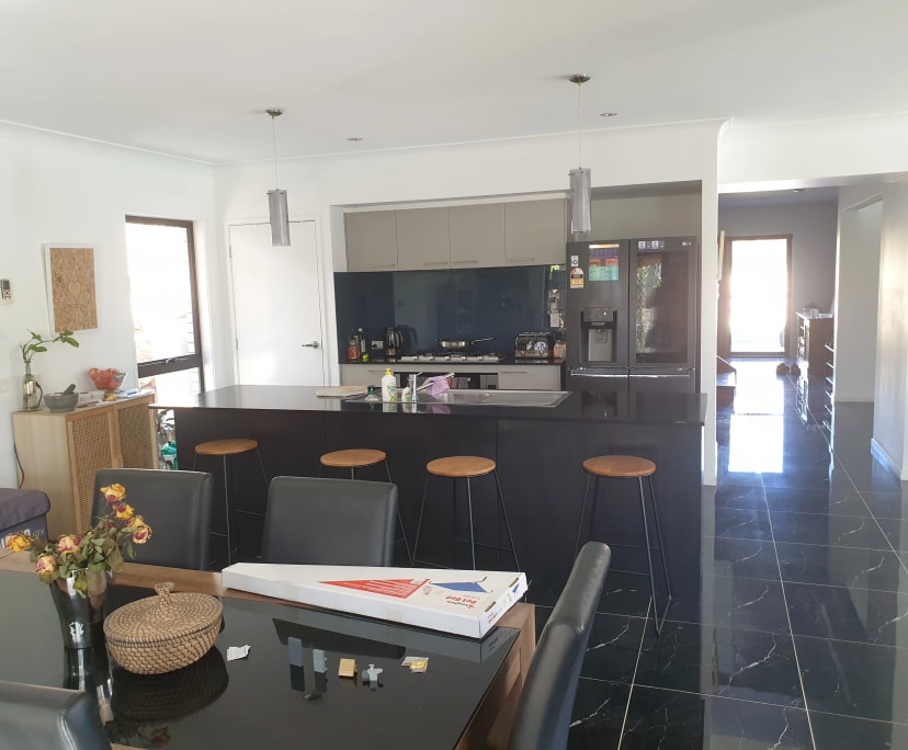 2 Rooms for Rent in Cashmere, Brisbane 275, Flexi...