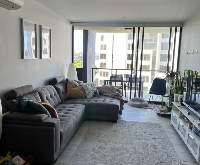 Unfurnished room with own bathroom
