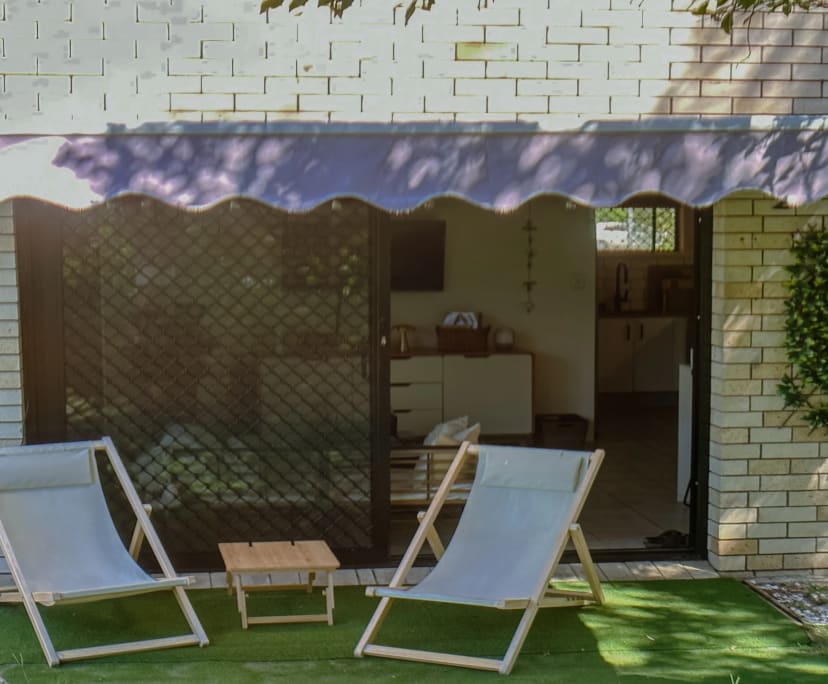 $1,300, Whole-property, 2 bathrooms, Coolangatta QLD 4225