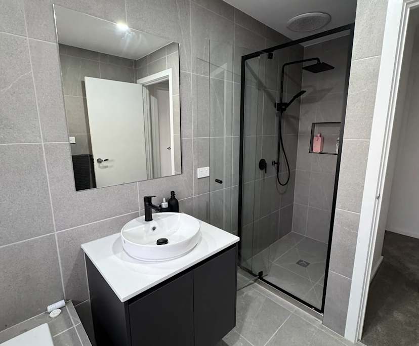 $300, Share-house, 5 bathrooms, Clyde VIC 3978