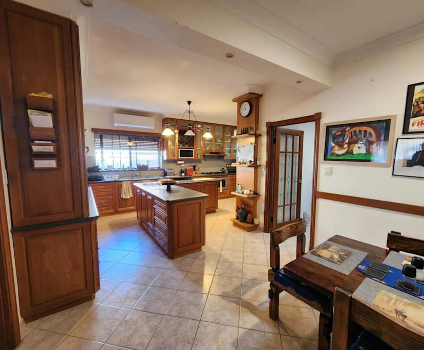 Unfurnished room with own bathroom