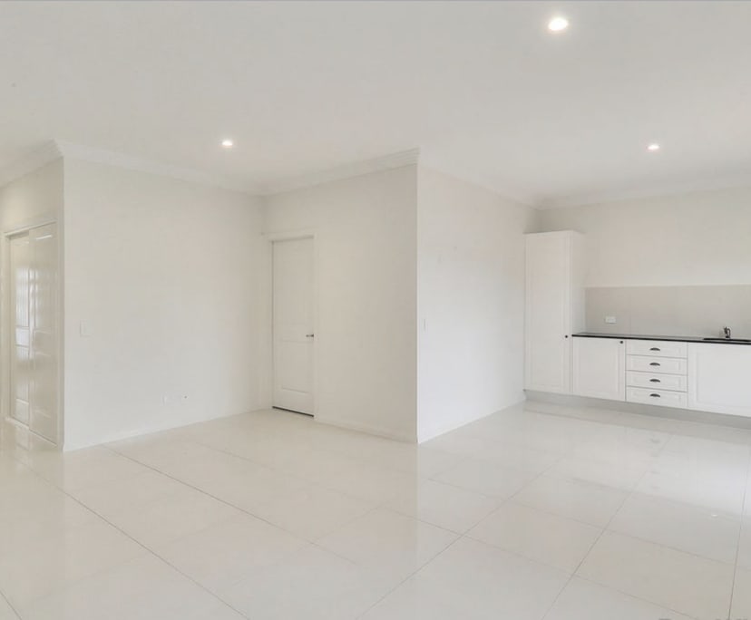 $230, Share-house, 3 bathrooms, Runcorn QLD 4113