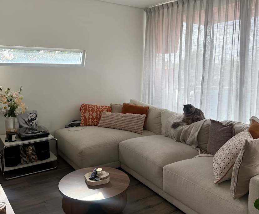 propertyImage