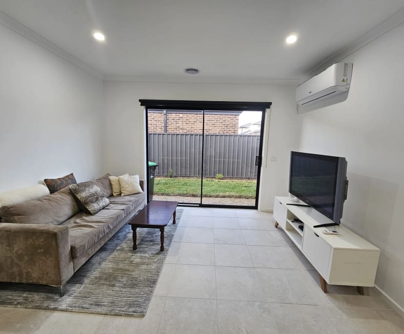 $220-250, Share-house, 2 rooms, Truganina VIC 3029, Truganina VIC 3029