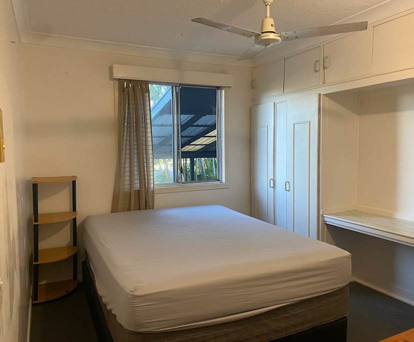 Furnished room in a share house