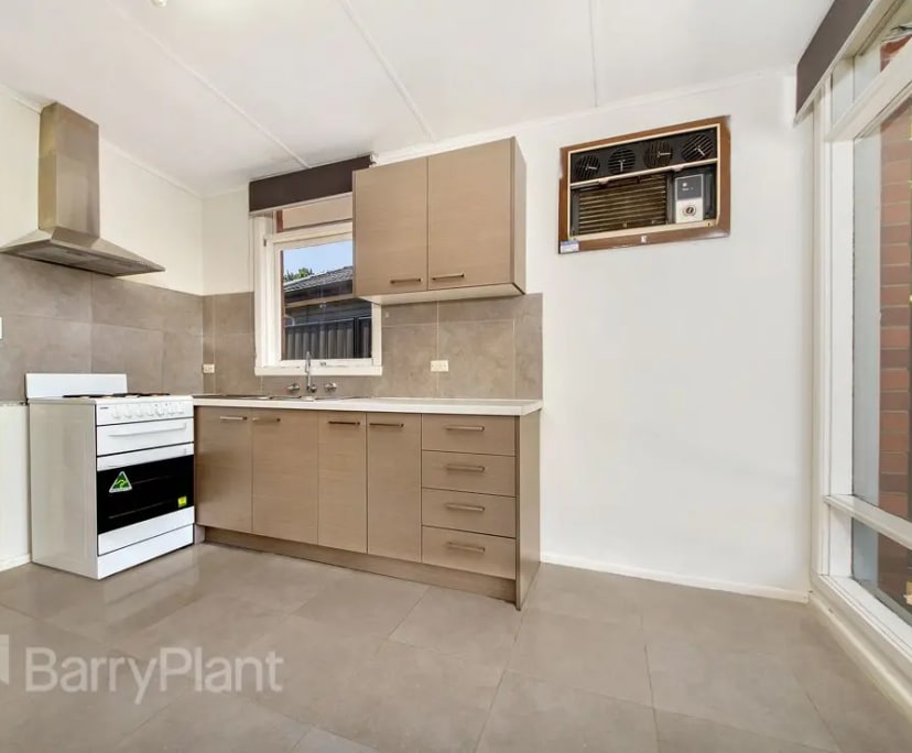 $125, Share-house, 3 bathrooms, St Albans VIC 3021