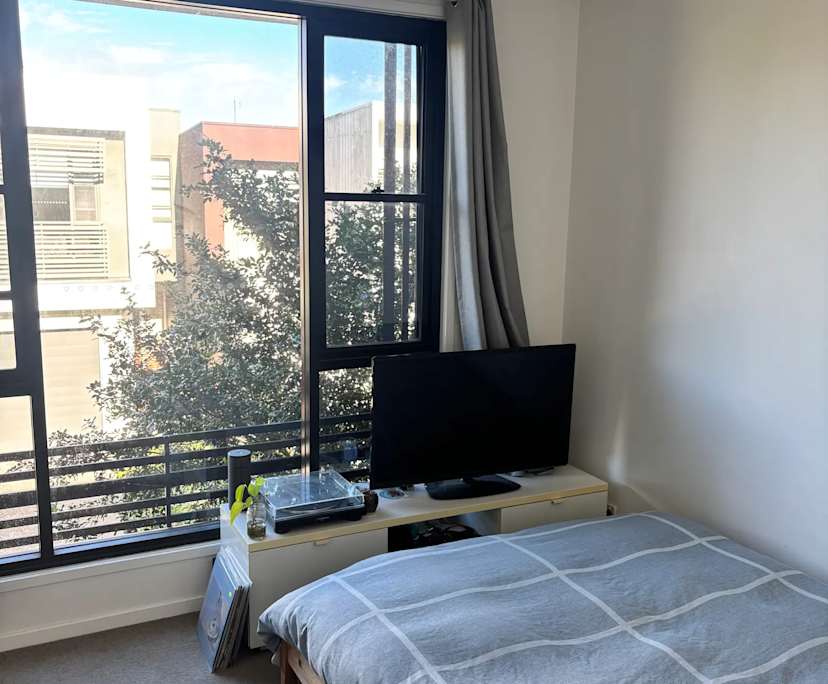 Unfurnished room in a share house