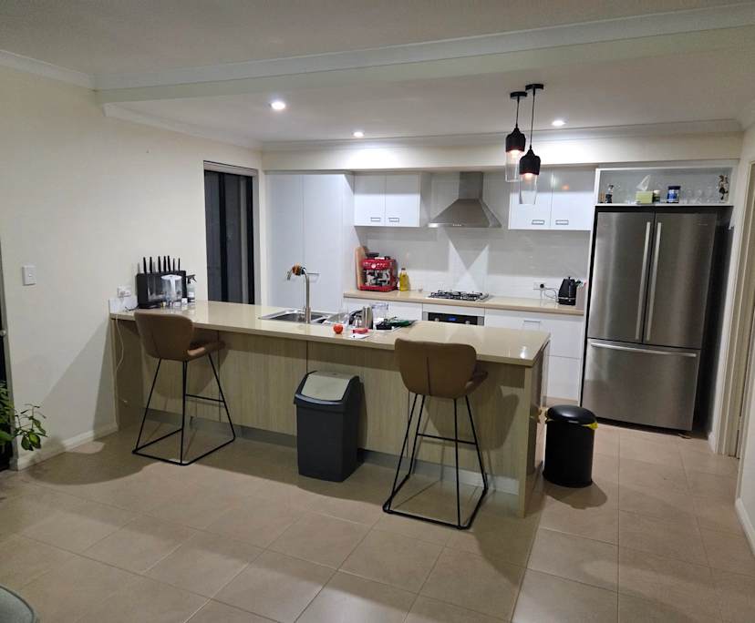 $300, Share-house, 3 bathrooms, Success WA 6164