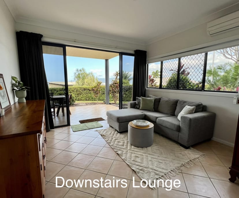 $300, Share-house, 5 bathrooms, Mooroobool QLD 4870