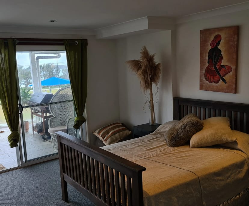 $270, Share-house, 3 bathrooms, Sandy Beach NSW 2456