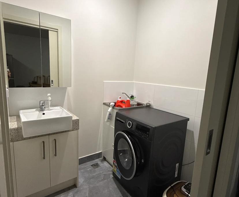 Unfurnished room with own bathroom