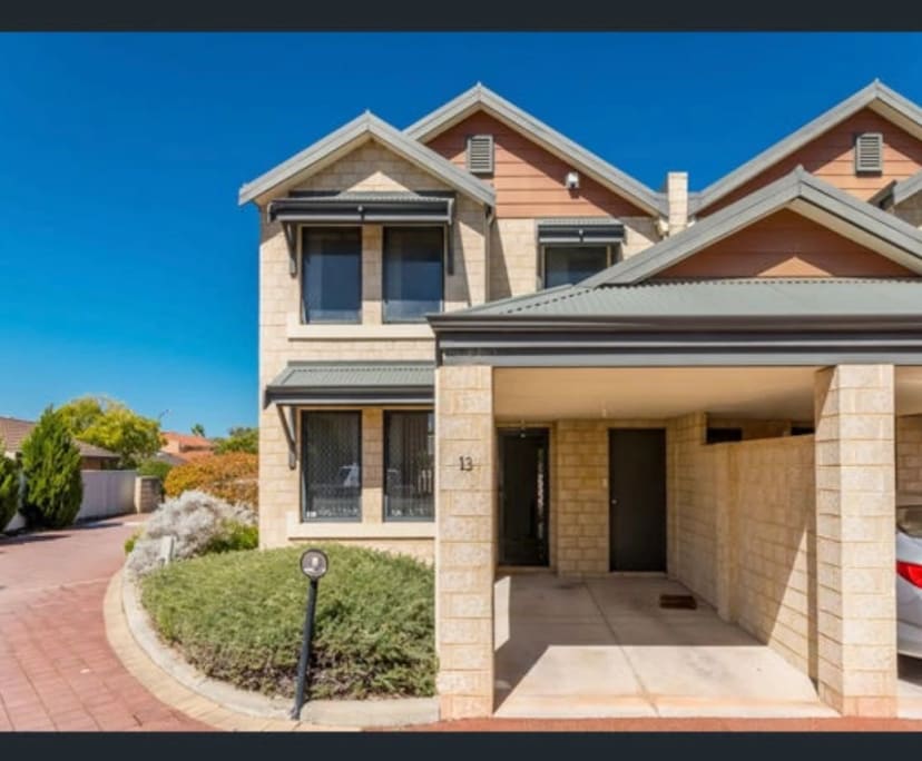 $1,000, Whole-property, 3 bathrooms, Bentley WA 6102