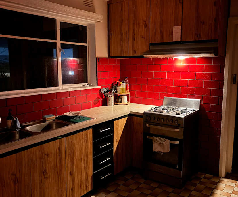 Unfurnished room in a share house