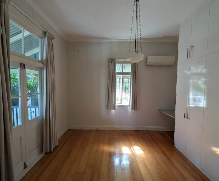 Unfurnished room in a share house