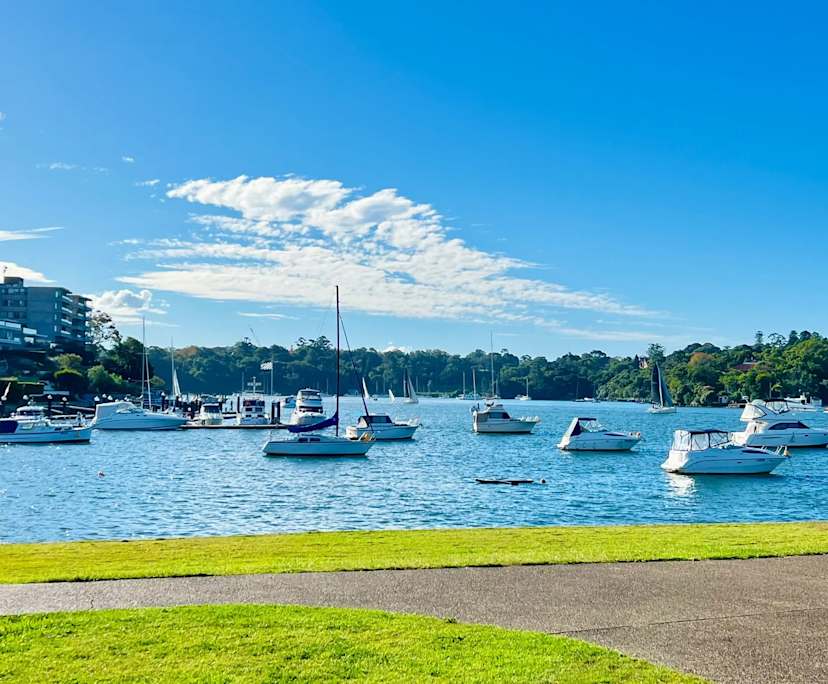 Furnished room with ensuite in a flatshare