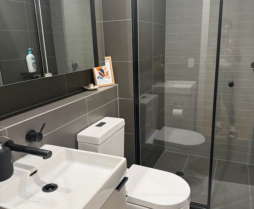 $350, Flatshare, 2 bathrooms, Hawthorn East VIC 3123