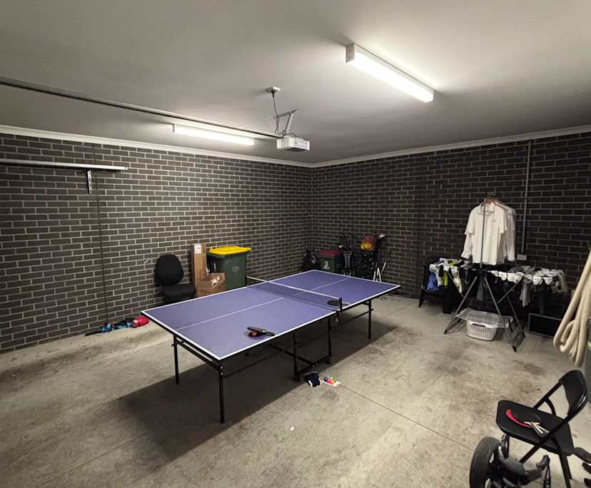 Unfurnished room in a share house