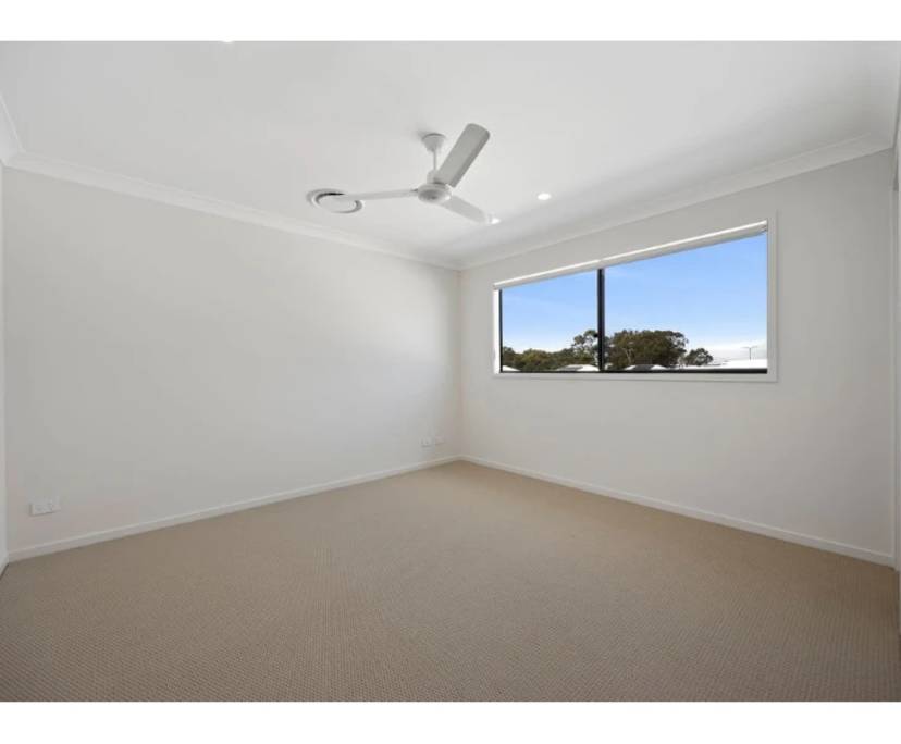 $320, Share-house, 3 bathrooms, Redland Bay QLD 4165