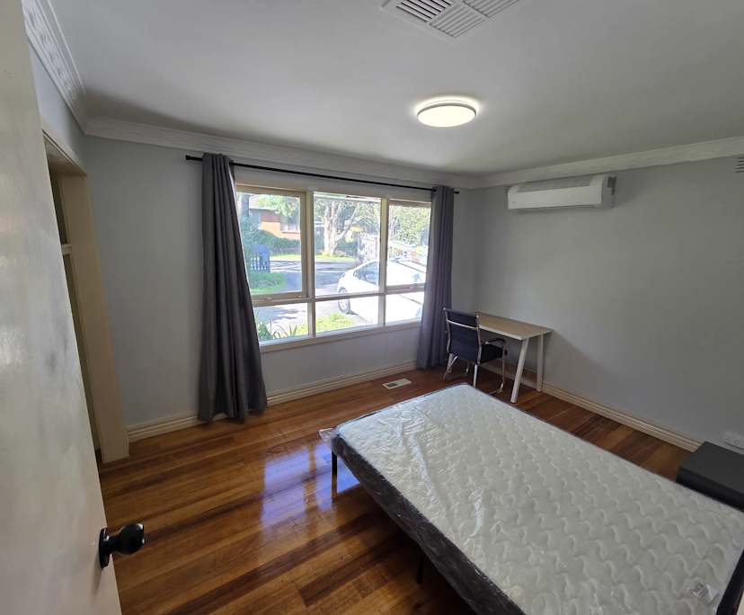 $275, Share-house, 3 bathrooms, Croydon South VIC 3136