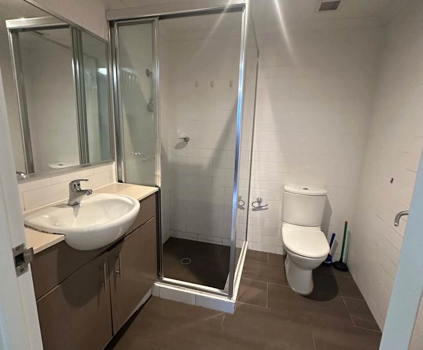Whole property with 2 rooms for rent