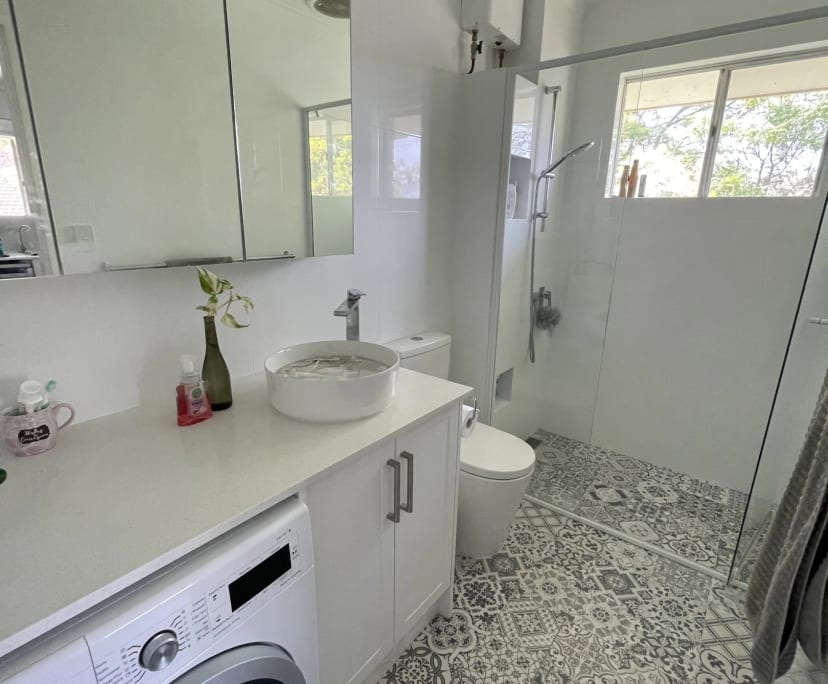 $200, Flatshare, 2 bathrooms, Como WA 6152