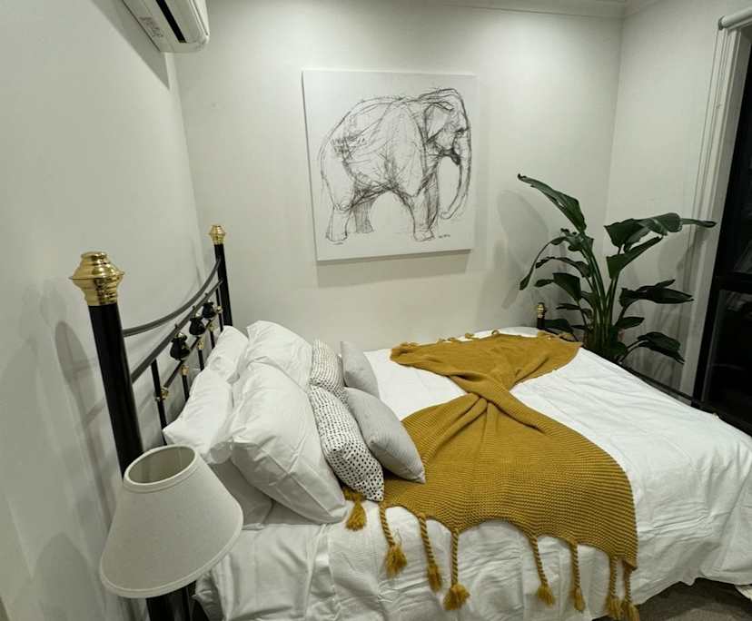 Furnished room with ensuite in a share house