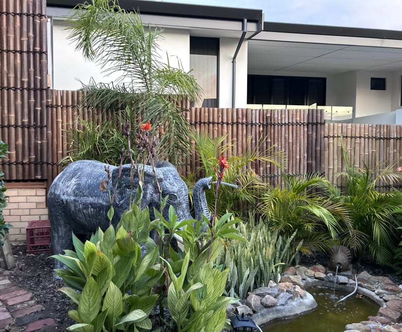 Furnished room studio flat for rent