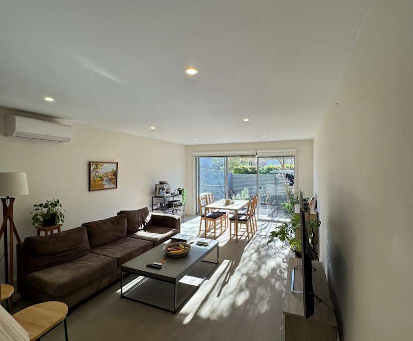 Unfurnished room with own bathroom