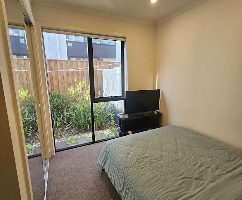 $500, Share-house, 3 bathrooms, South Melbourne VIC 3205