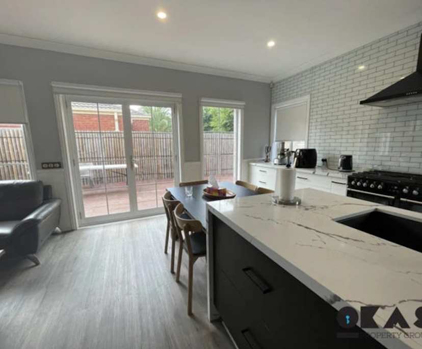 $200-210, Share-house, 3 rooms, Caroline Springs VIC 3023, Caroline Springs VIC 3023