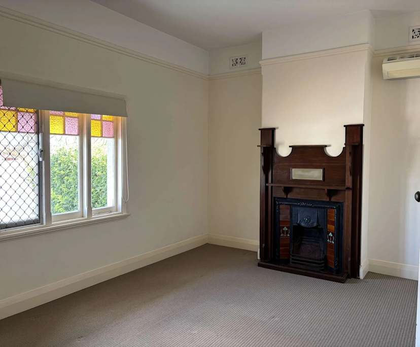 Unfurnished room in a share house